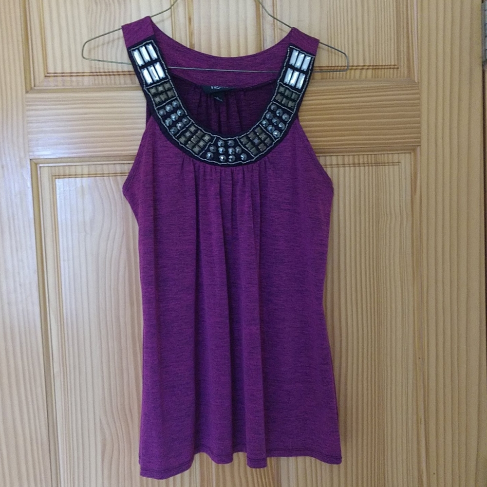 Ladies sleeveless shirt with jewels size Large
